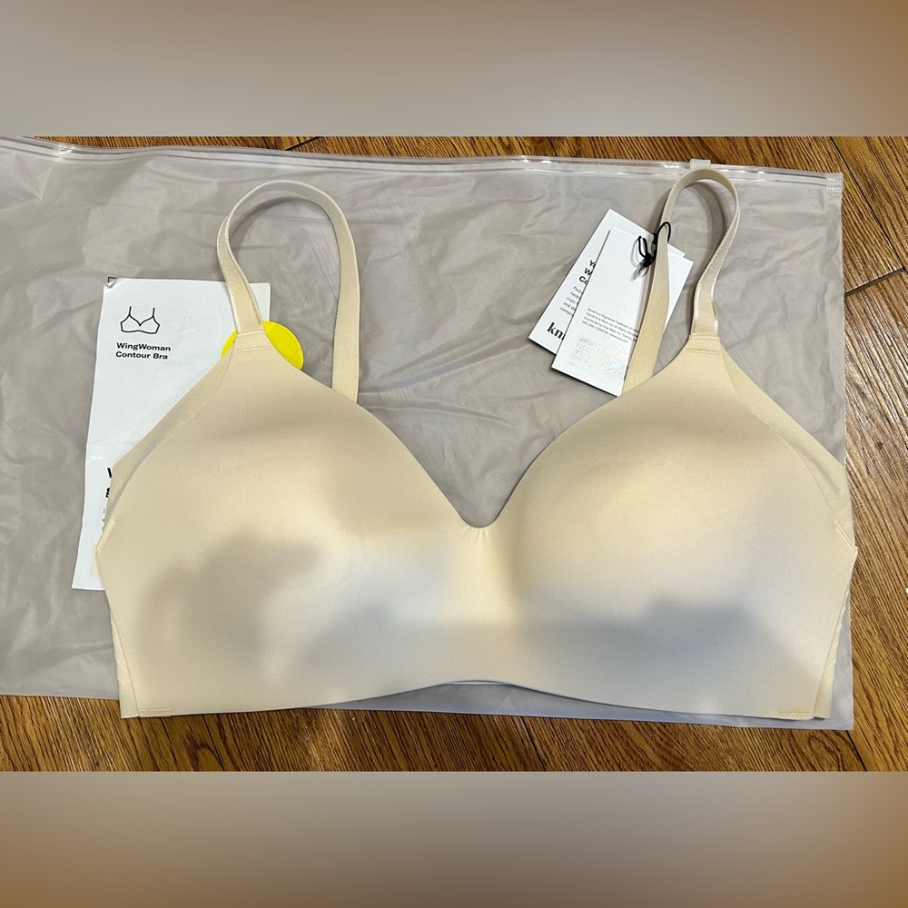 NWT Knix WingWoman Bra